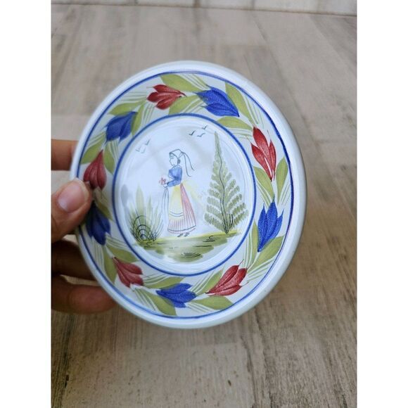 Henriot quimper France 176 mini‎ plate girl flowers blue red vintage decor - Picture 4 of 7